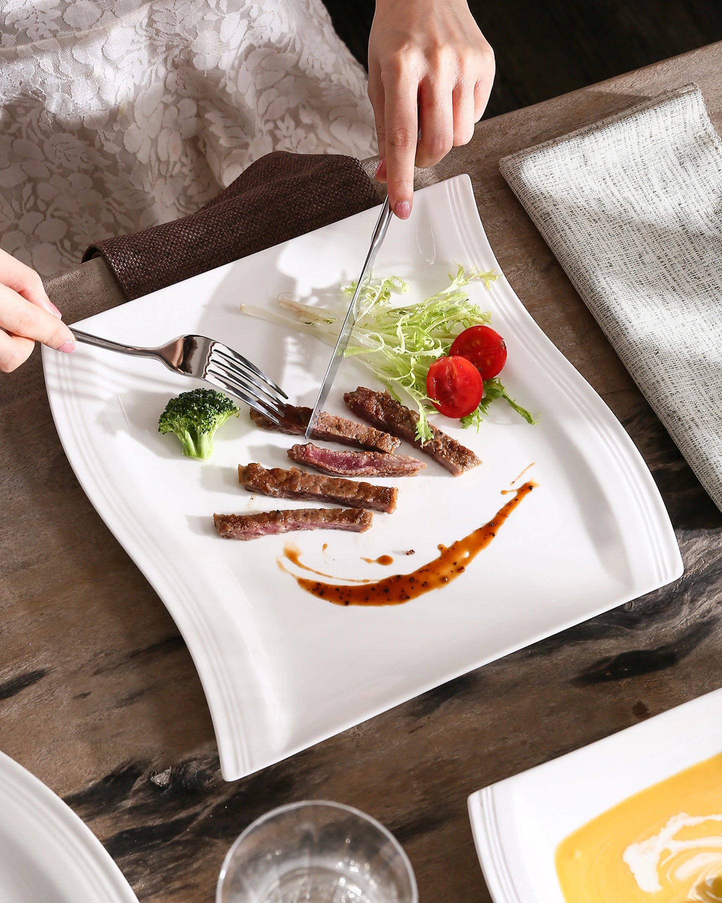 MALACASA, Series Flora, 6/12 Piece 10.25" Ivory White Porcelain China Ceramic Cream White Dinner Plates
